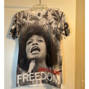 GUC Gildan Angela Davis Freedom Short Sleeve Women's T Shirt Size Small